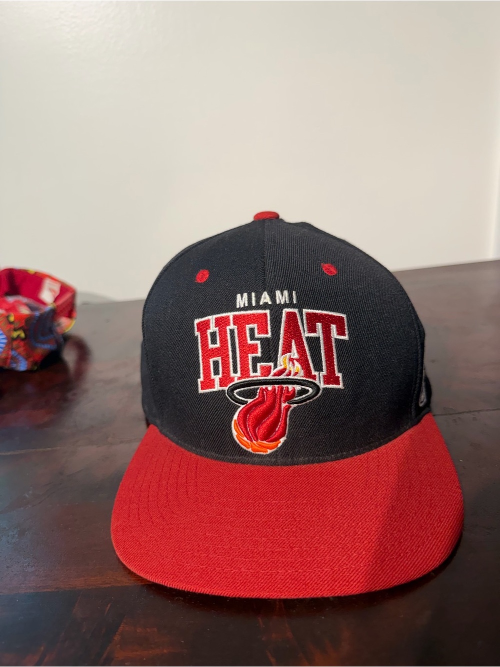 Mitchell & Ness Miami Heat SnapBack hat